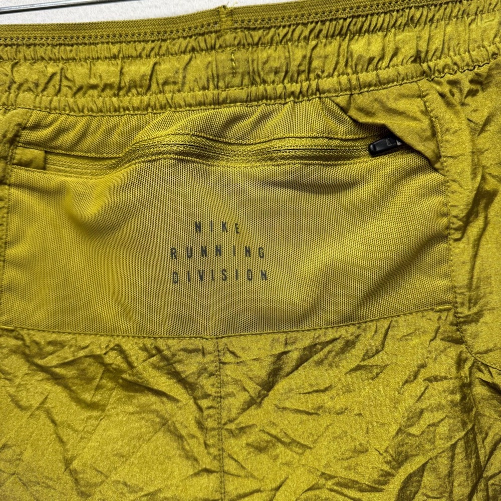 Nike Stride Dri Fit Running Division Shorts Mens XL Pacific Moss Standard Fit - Picture 3 of 11